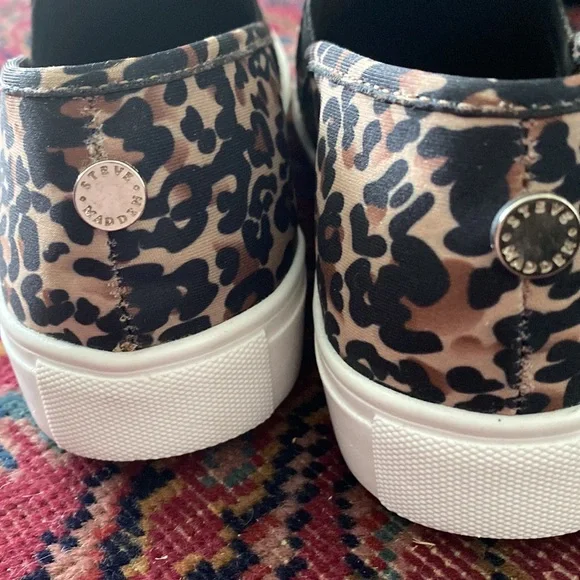 Steve Madden Shoes - Picture 3 of 4